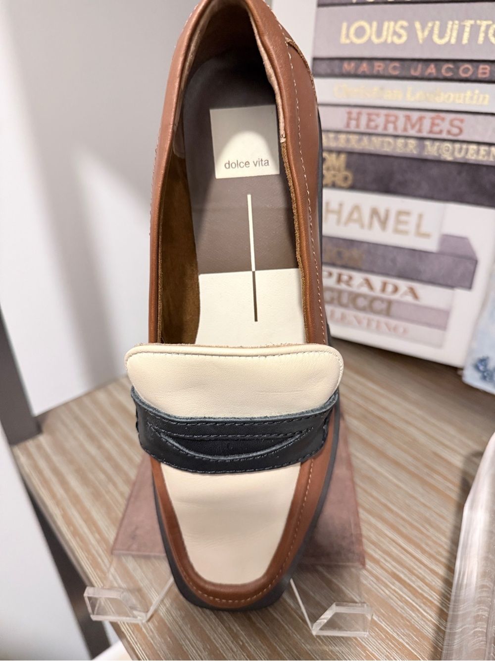 Dolce Vita Brown Black Cream Leather Loafers - Picture 5 of 5